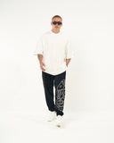 Oversized Black Jogger with Print (4)