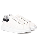 Women's Hype Sole Thorn Sneakers In White (2)
