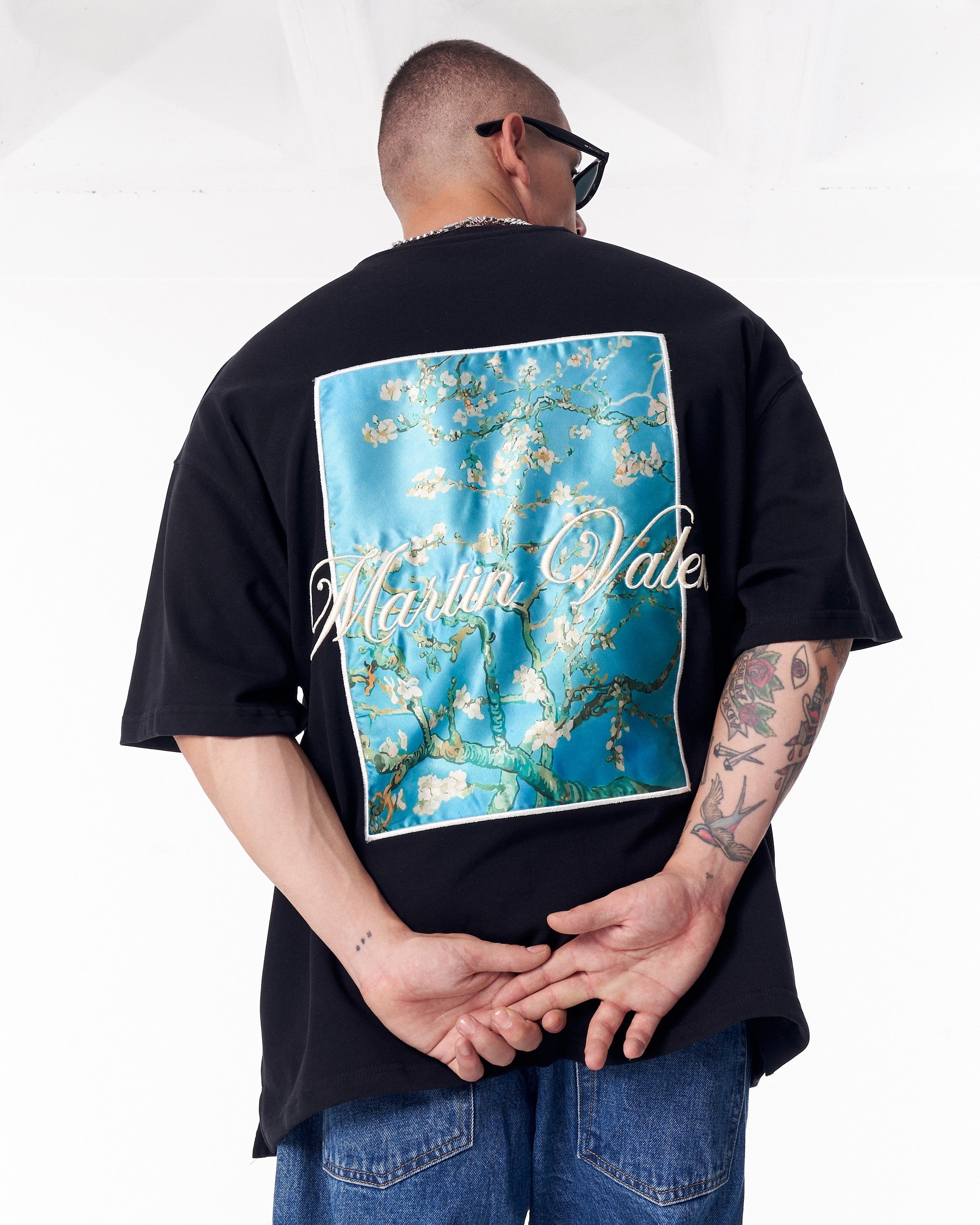 Van Gogh Blossoms Black Oversized T-shirt | Martin Valen