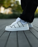 Bulky White Sneakers With Black Line (6)