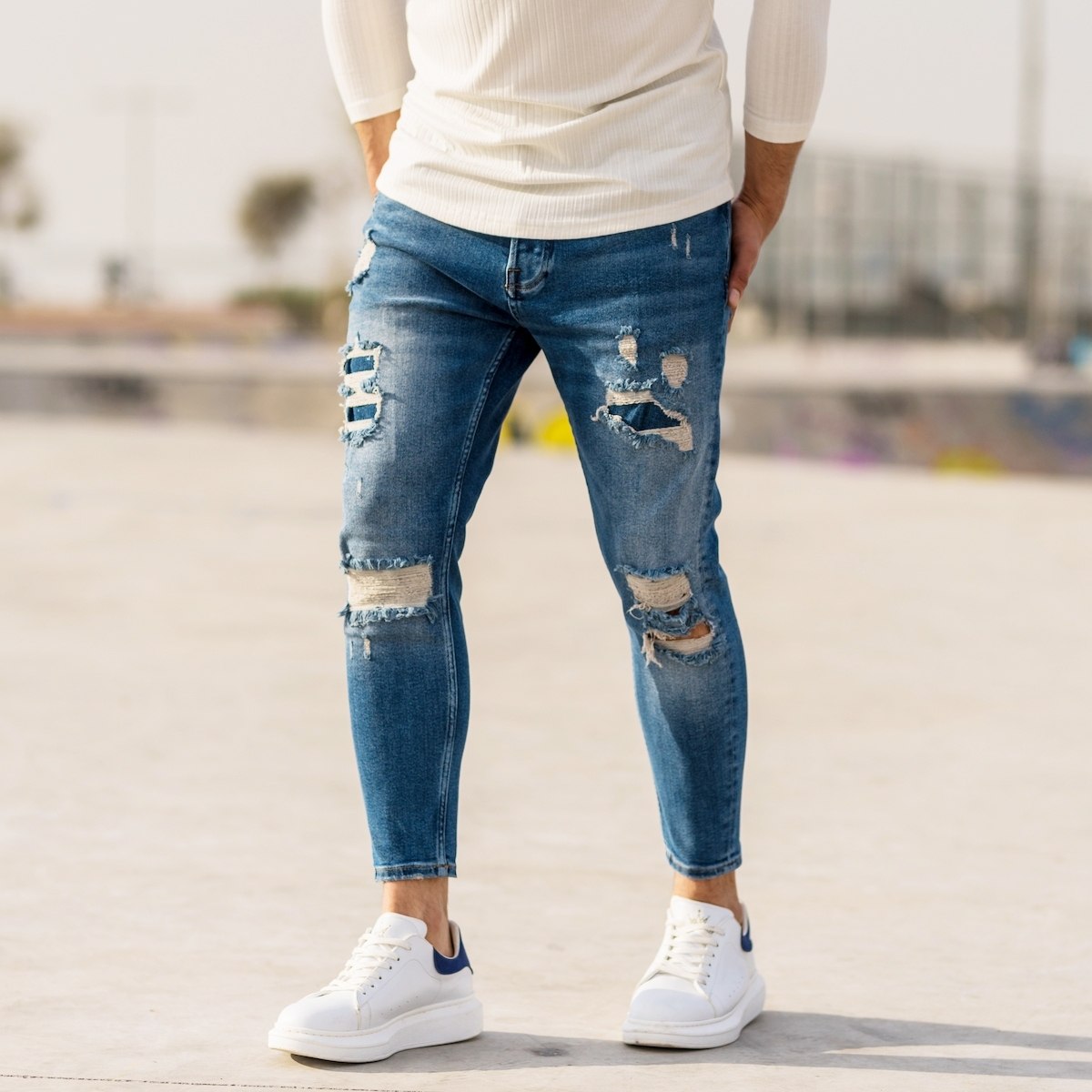 Herren Distressed Jeans mit Flick in dunkelblau - 1