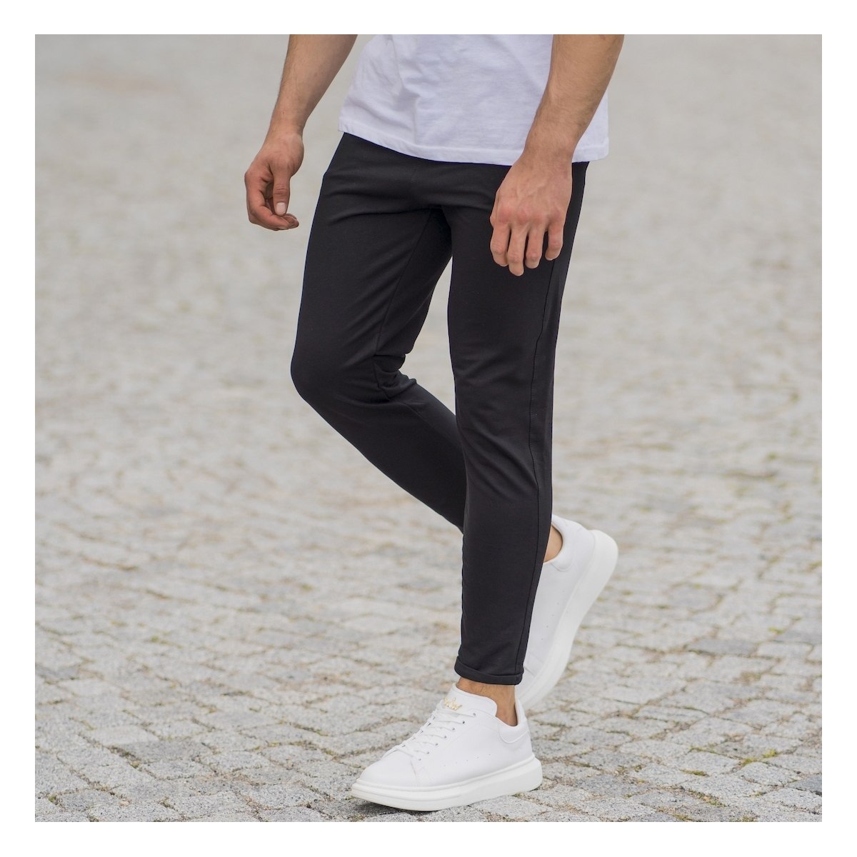 Men's Skinny Basic SweatPants In Black