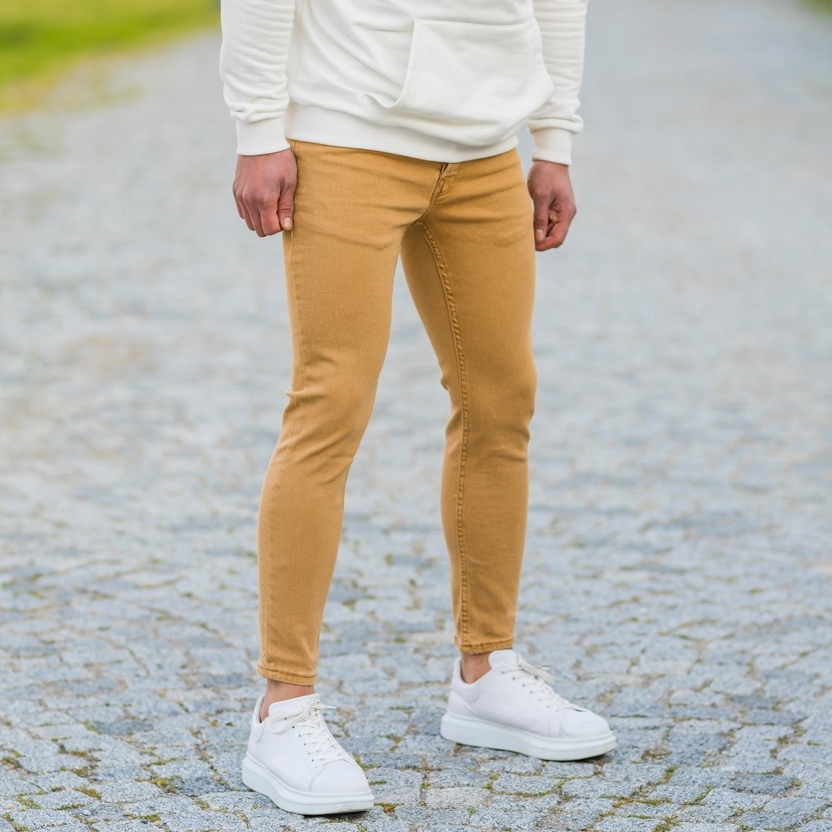 Men's Basic Skinny Jeans In Mustard - 3