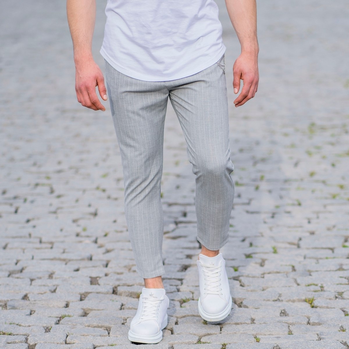 Stone Gray Trousers With White Stripes and Chain - 1