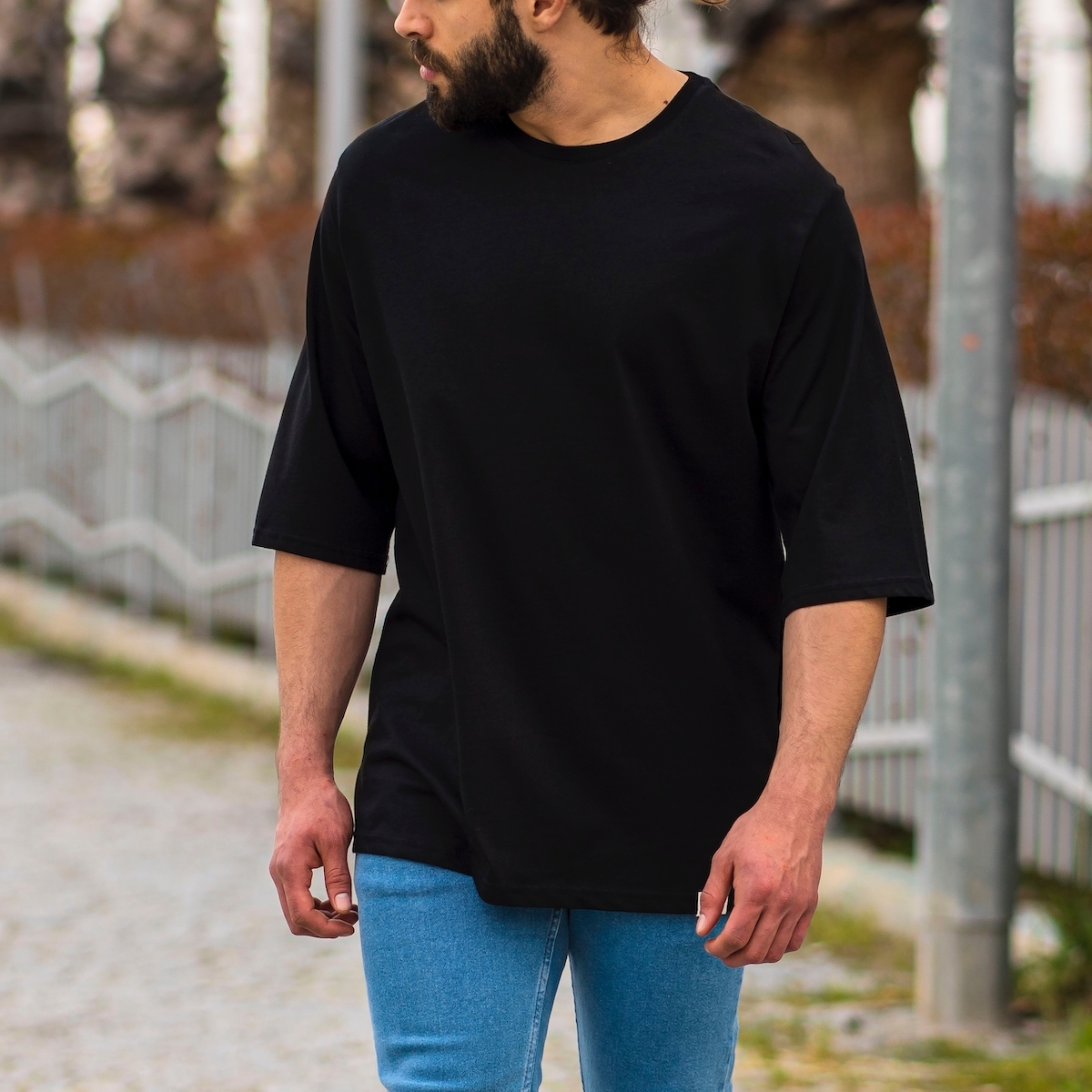 Herren Basic Oversize T-Shirt in schwarz