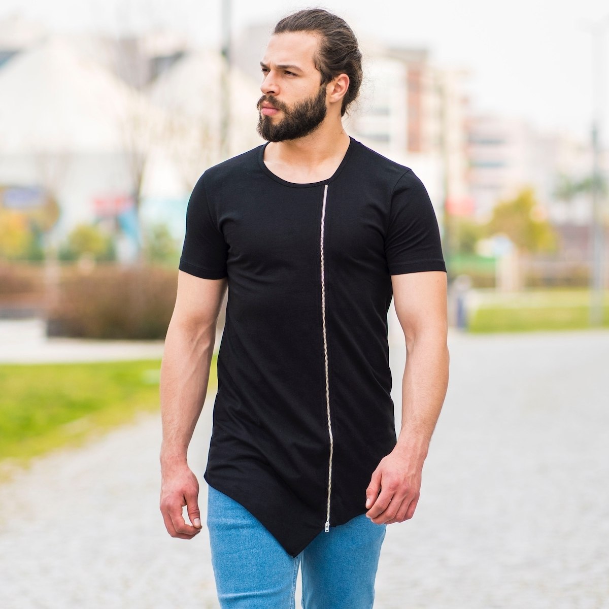 Men's Zipped Long Tailed T-Shirt In Black