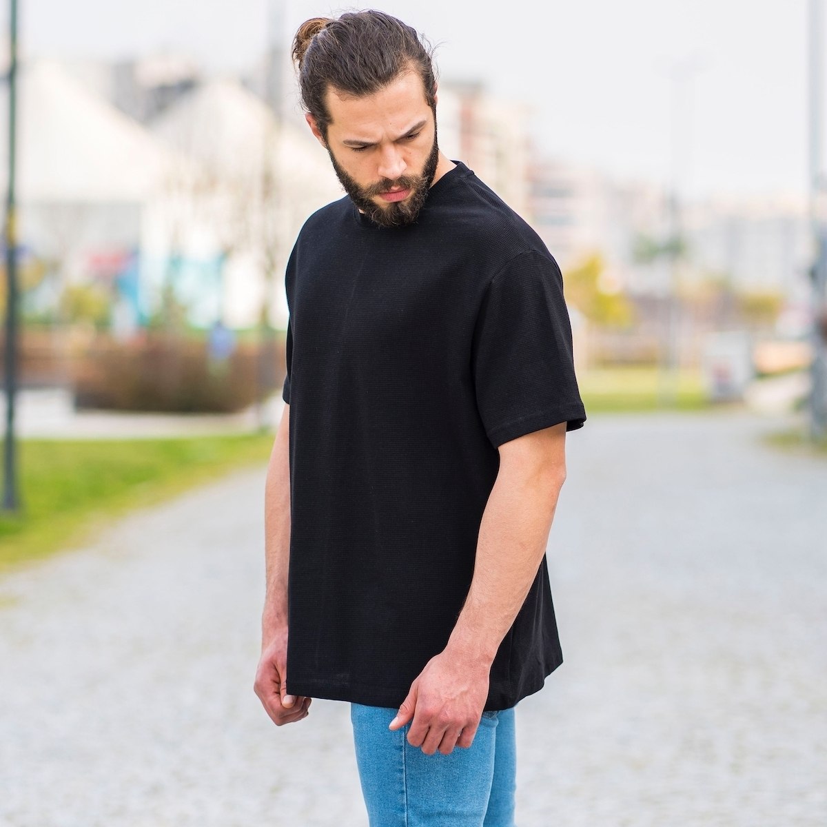 Men's Dotwork Oversize T-Shirt In Black - 4