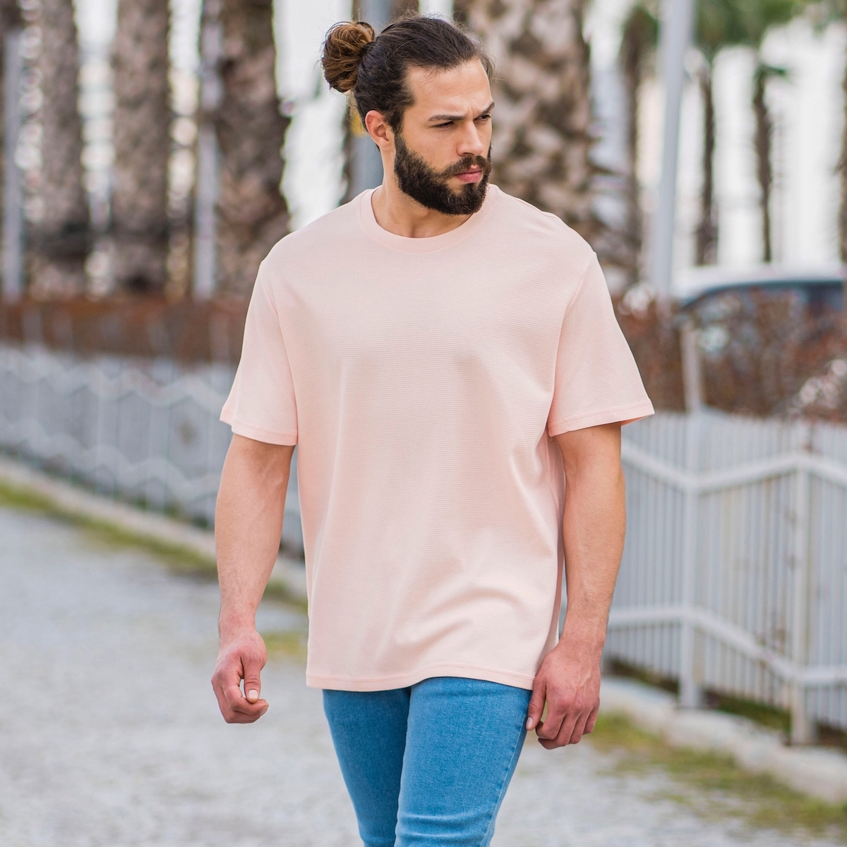 pink t shirt style