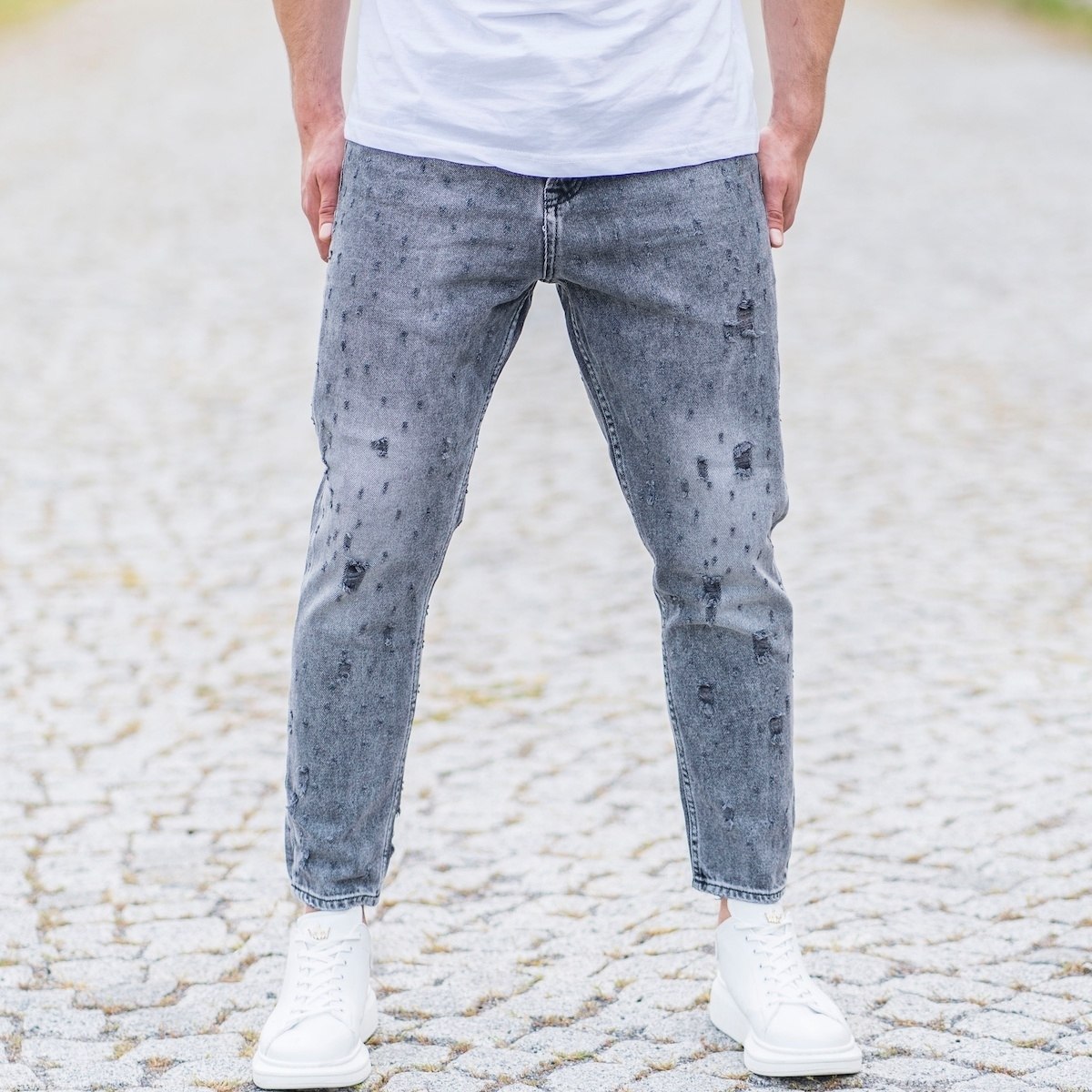 Men's Loose Fit Distorted Jeans In Gray