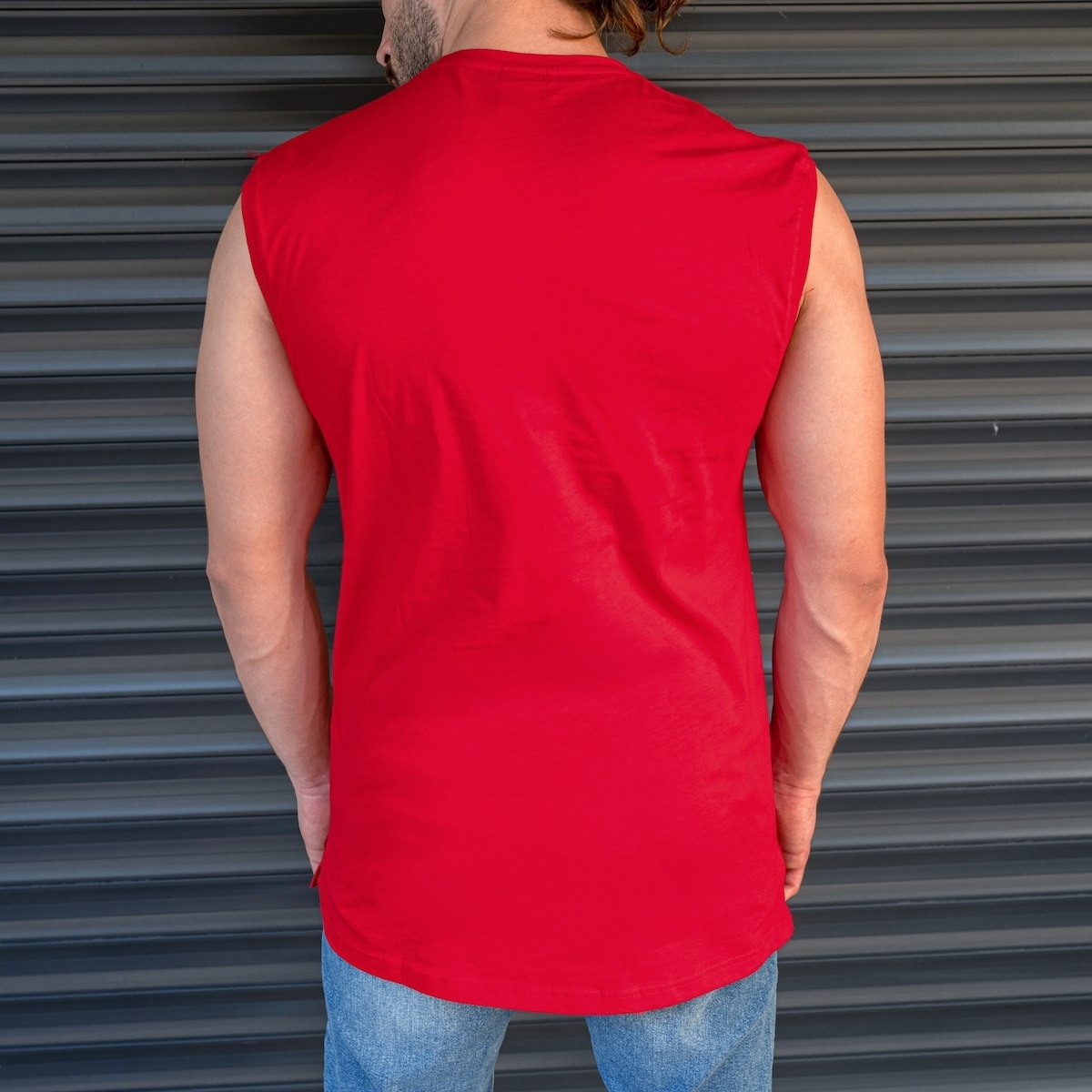 Men's Basic Sleeveless T-Shirt In Red