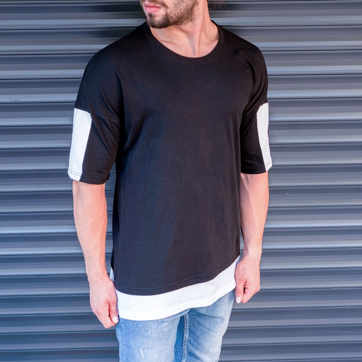 Men's Oversized T-Shirt With Stripes - 2