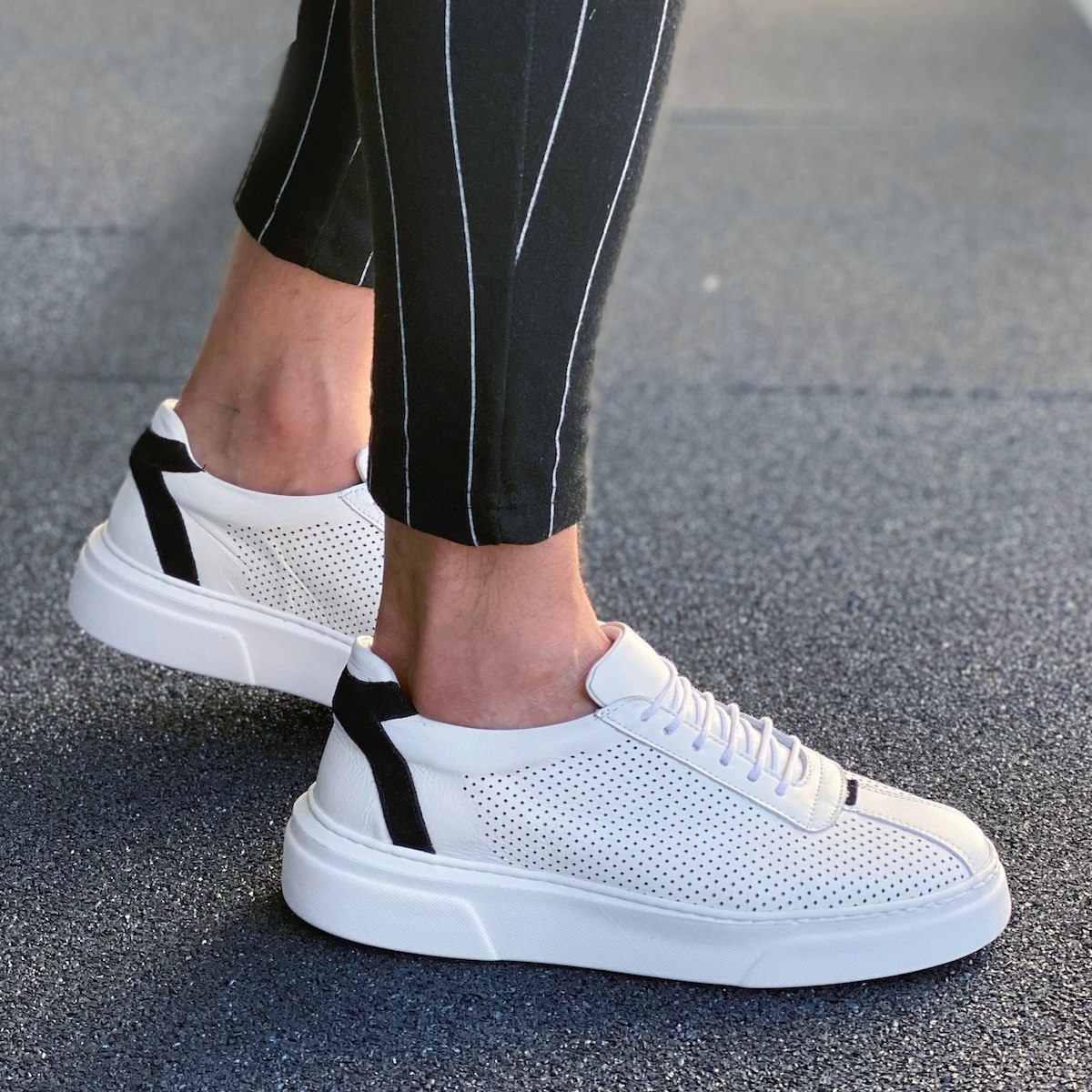Herren Sneakers Aus Premium Leder Mit Loch Details Und Streifen In Weiß - 2