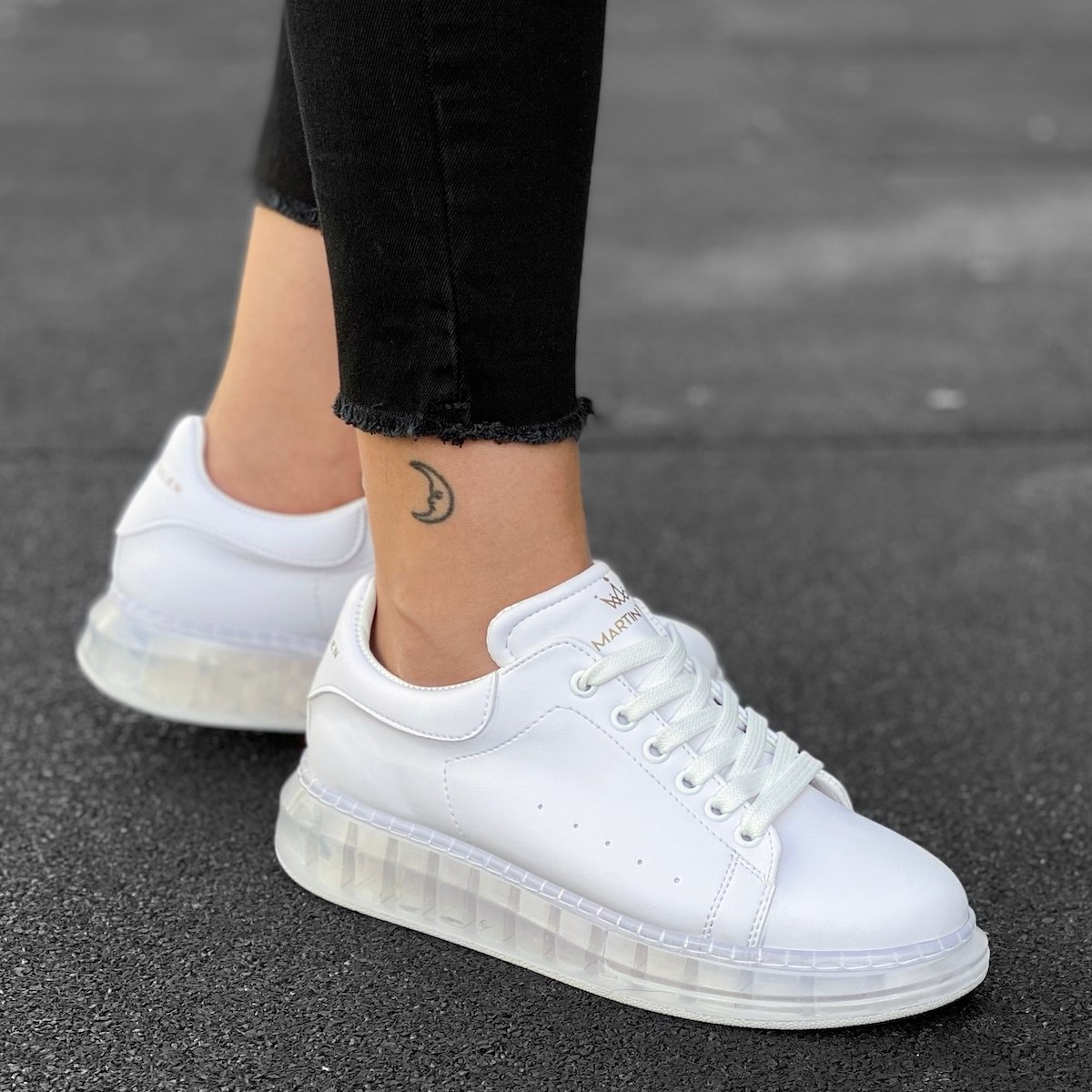 Women's O2 Transparent Hype Sole Sneakers In White - 1
