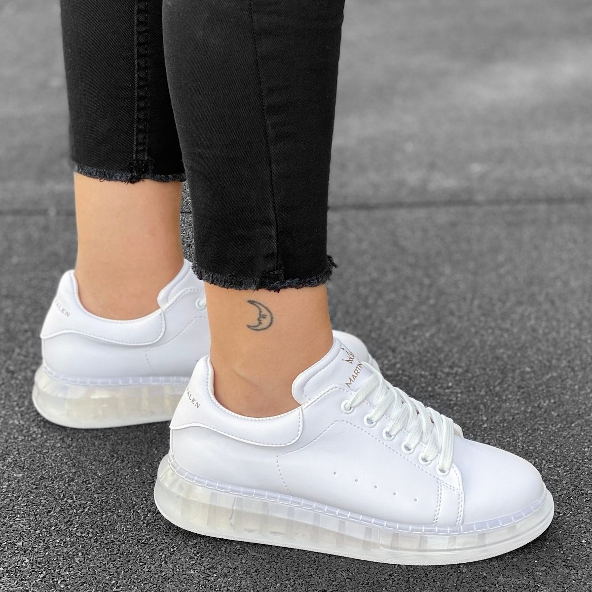Women's O2 Transparent Hype Sole Sneakers In White - 2
