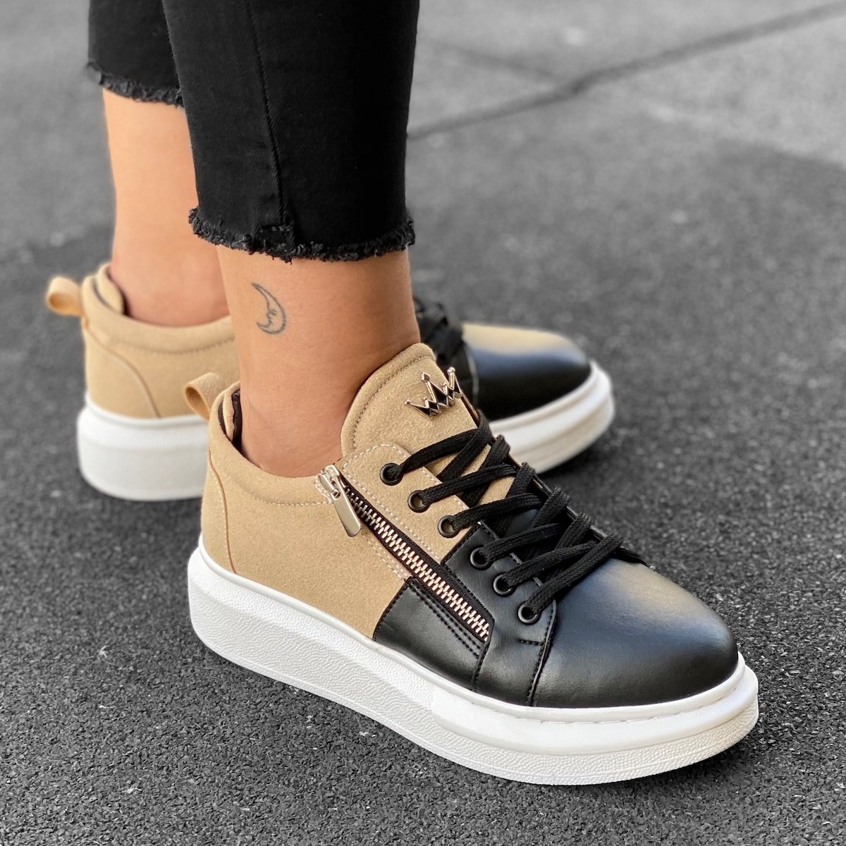 Women's Chunky Sneakers with Zippers in Cream and Black | Martin Valen