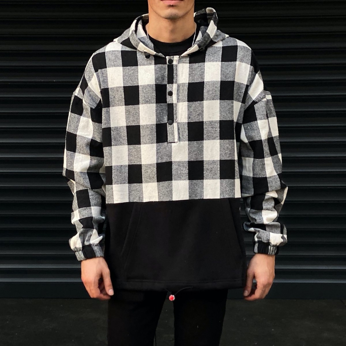 Men's Plaid Oversize Sweatshirt With Pocket Detail In Black&White - 1