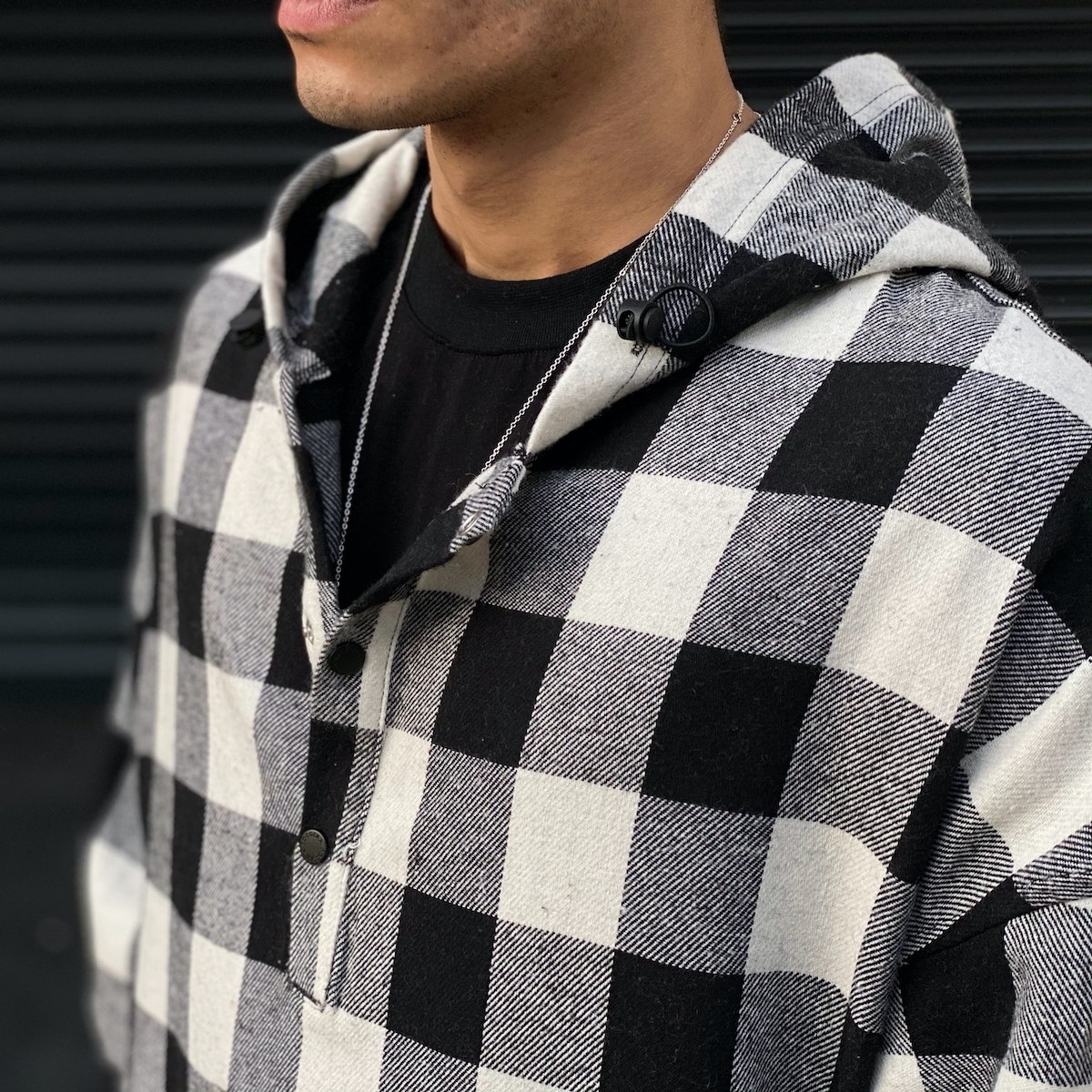 Men's Plaid Oversize Sweatshirt With Pocket Detail In Black&White - 3