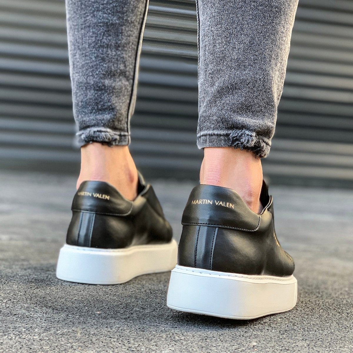 Alisha Slip-on Sneakers black-silver-colored casual look Shoes Sneakers Slip-on Sneakers 