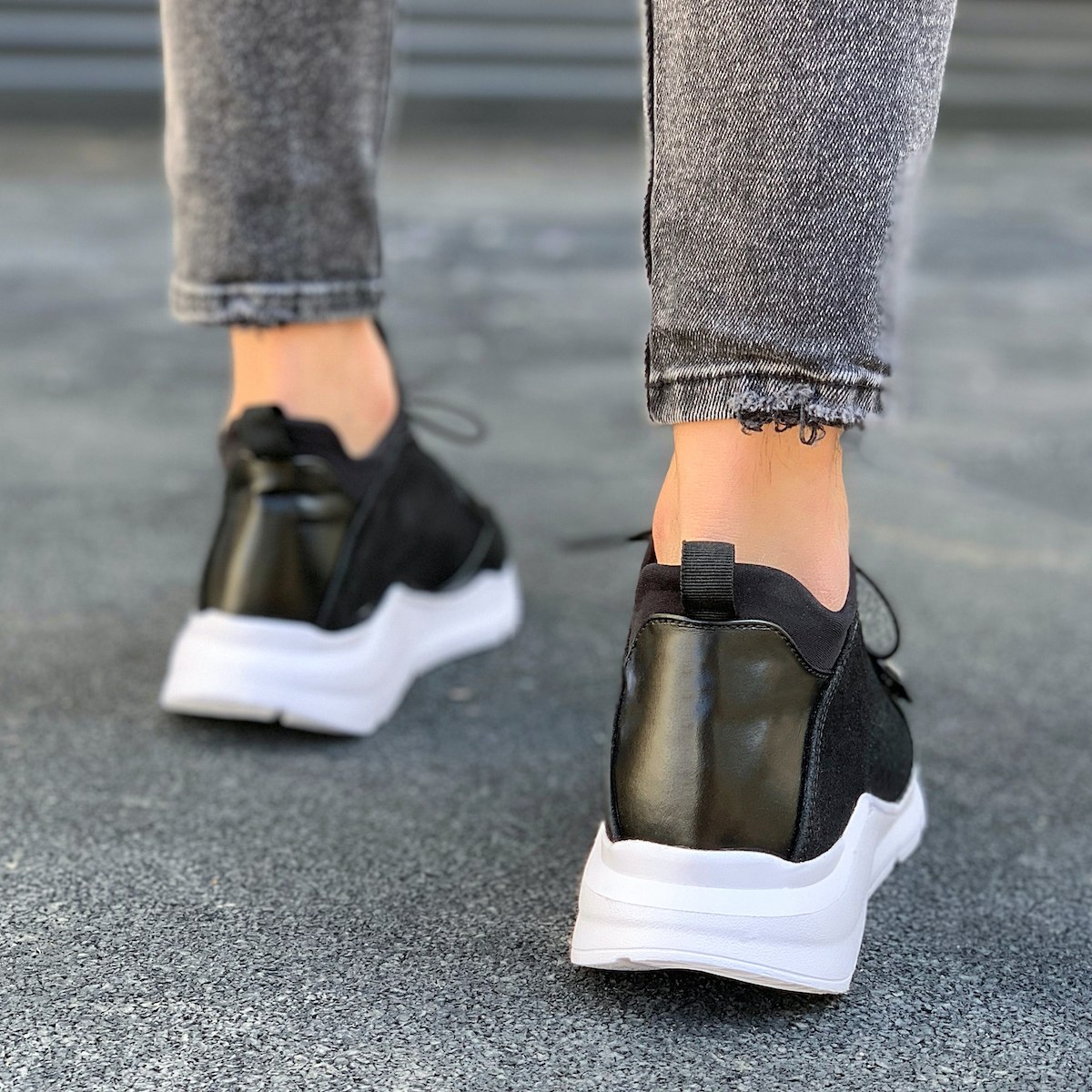 Herren Chunky Sneakers Designerschuhe aus Wildleder in schwarz | Martin Valen