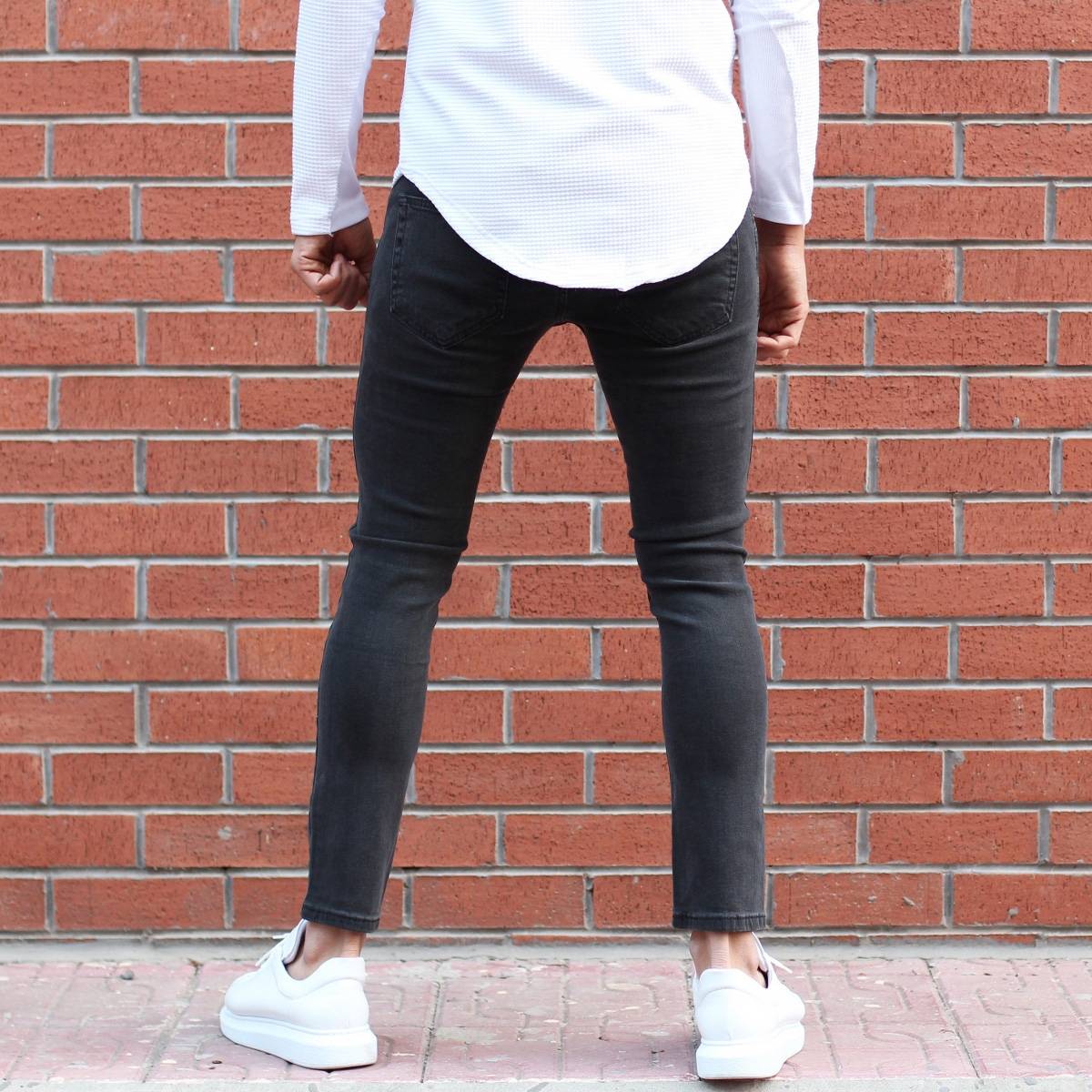 narrow style jeans