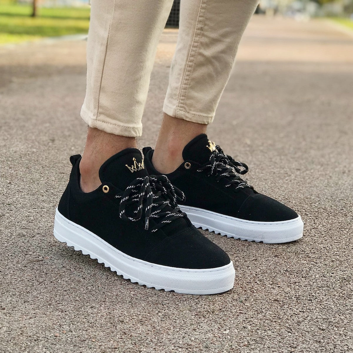 Men’s Low Top Sneakers Genuine Leather Shoes Black