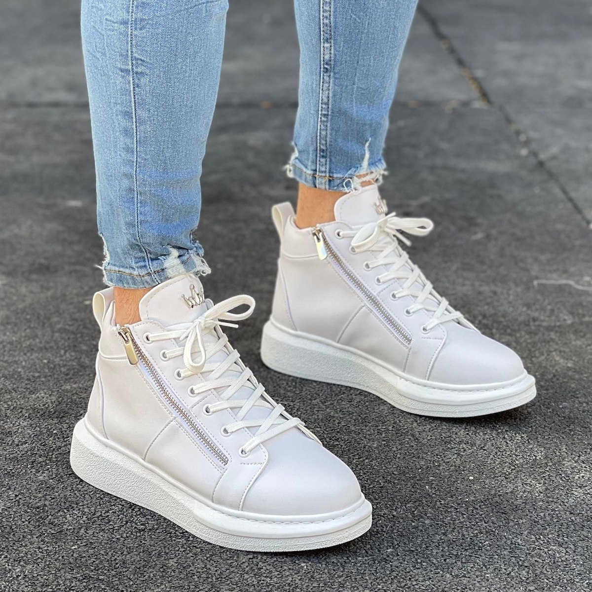 Designer Shoes Bape Sneakers Luxury Casual Shoes Woman Men Plate Forme  Bapestaesi Fashion Patent Leather Black White Outdoor Trainers Designer  Sneakers Chaussure From Free_postage_store, $30.54 | DHgate.Com