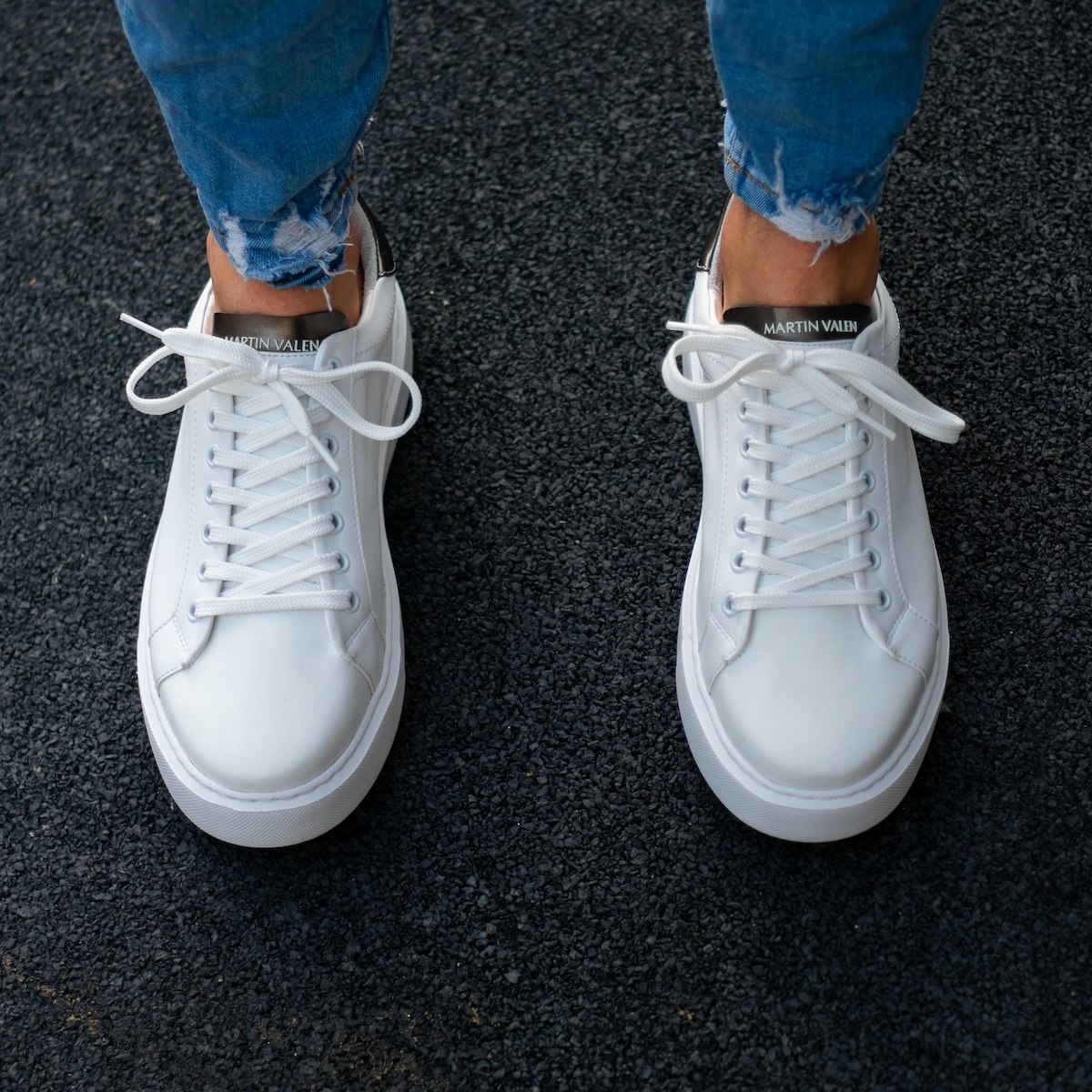 Мужские иконические повседневные кроссовки белого и черного цвета | Martin Valen