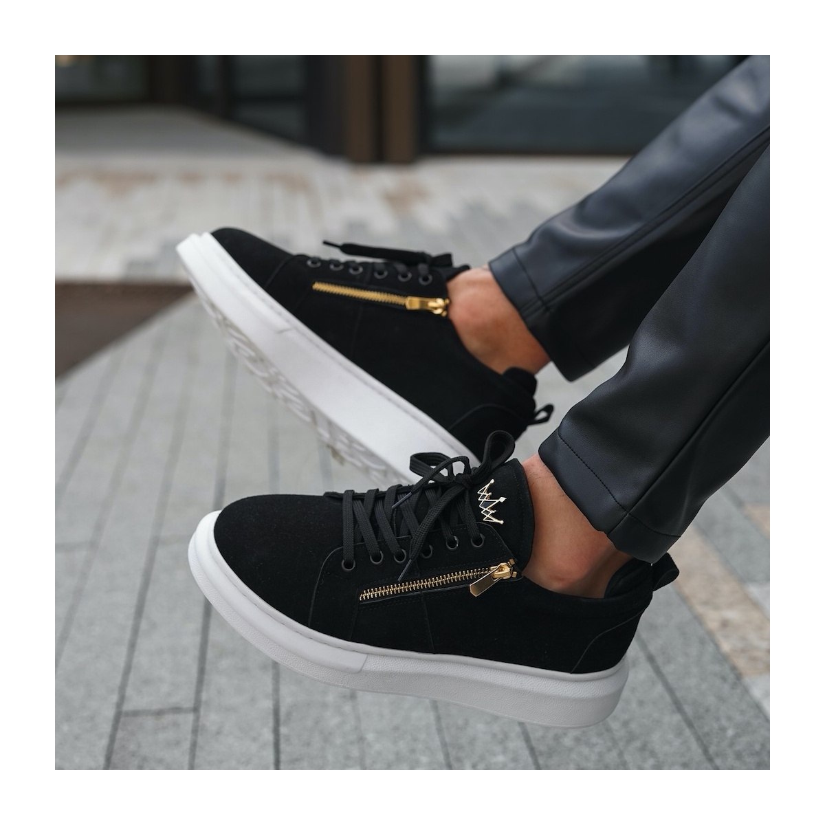 Chunky Suede Sneakers Gold Zipper Designer Shoes Black - 1