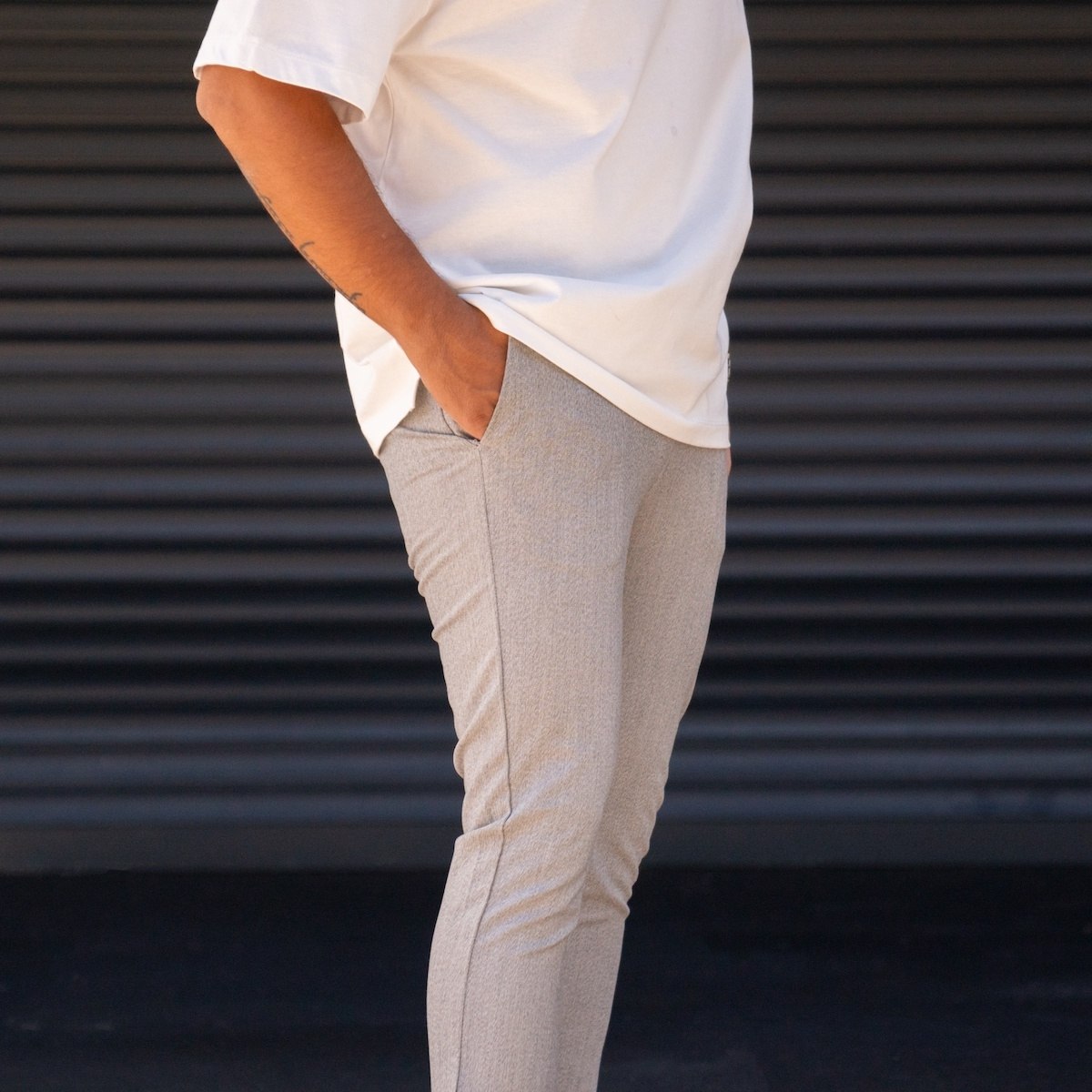 Узкие серые брюки из лайкры для мужчин | Martin Valen