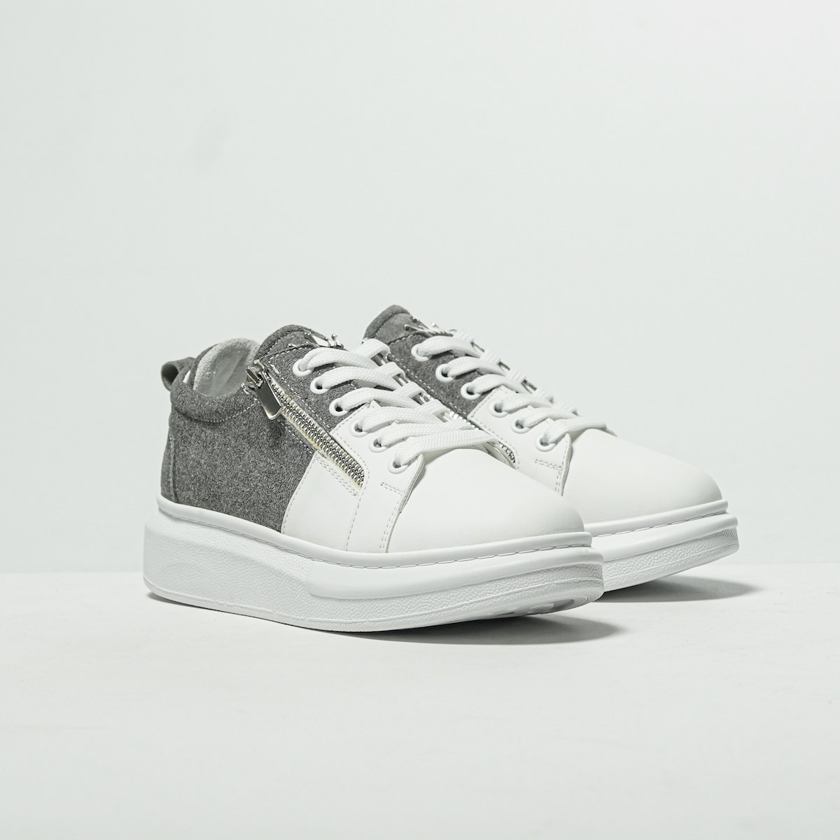 Hype Sole Zipped Style Sneakers in Nubuck Grey-White | Martin Valen