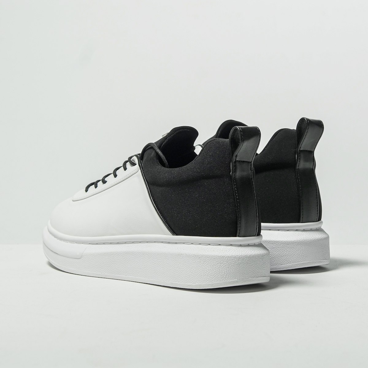 Men's Chunky Sneakers Crown Scuba Soft Designer Shoes White | Martin Valen