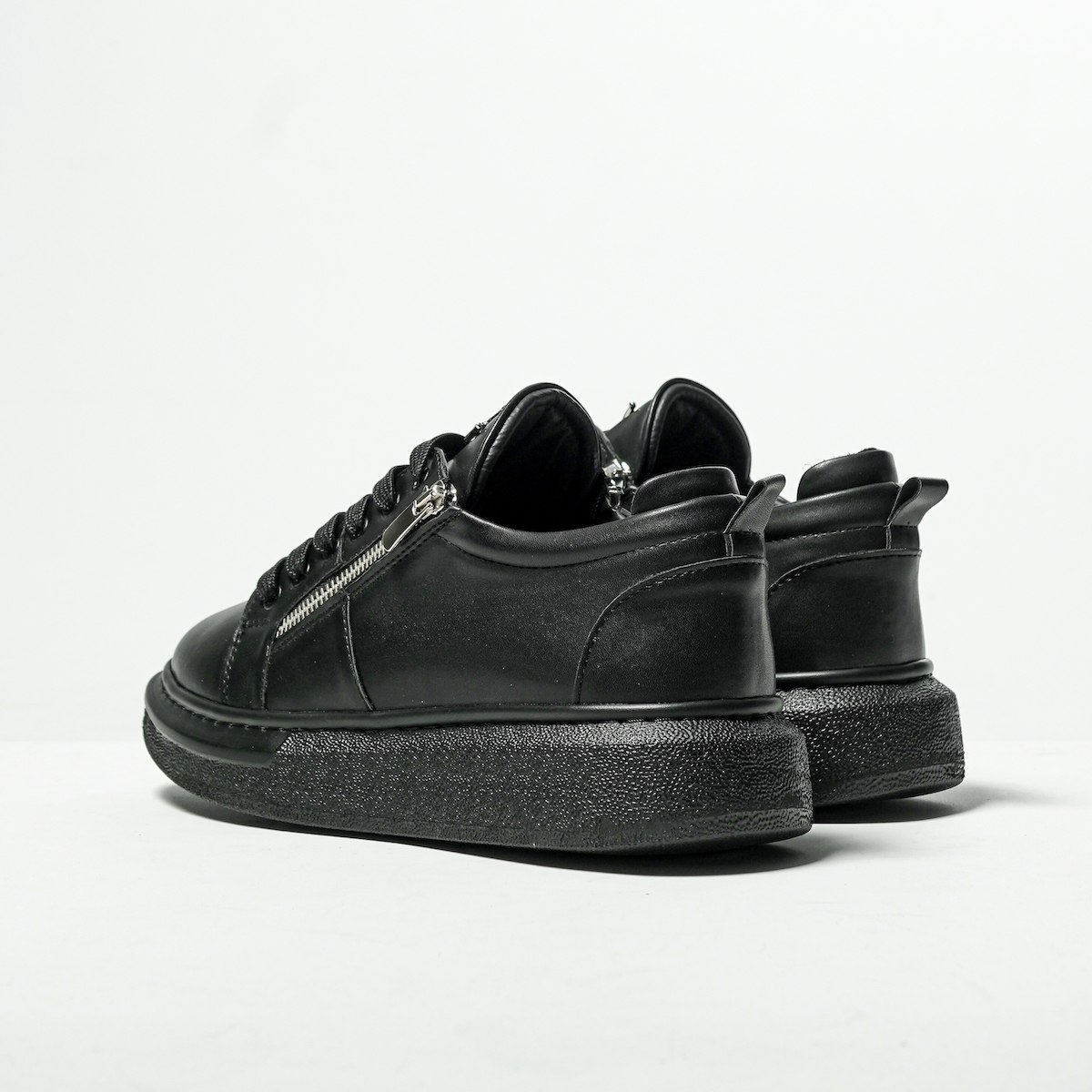 Chunky Sneakers Designer Zipper Shoes Black | Martin Valen