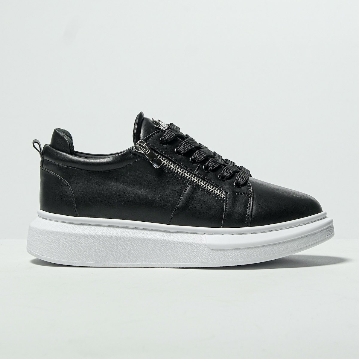 Plateau Sneakers Designer Schuhe mit Reissverschluss in schwarz-weiss - 1