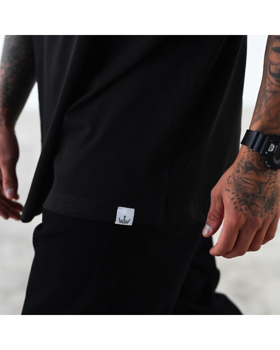 Мужская футболка черного цвета с крупным кольцевым принтом на воротнике | Martin Valen