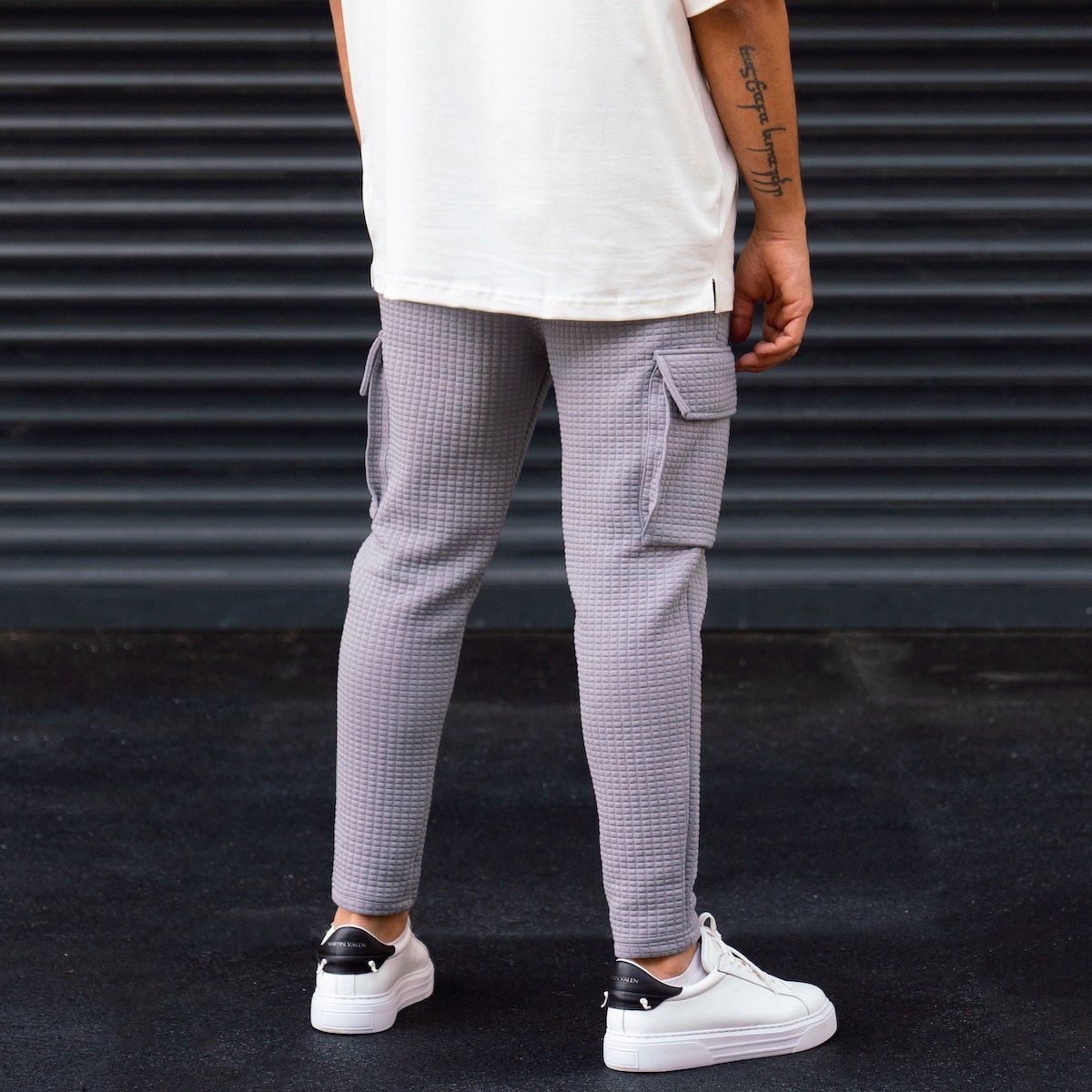 Oversized Gray Quilted Jogger with Cargo Pockets