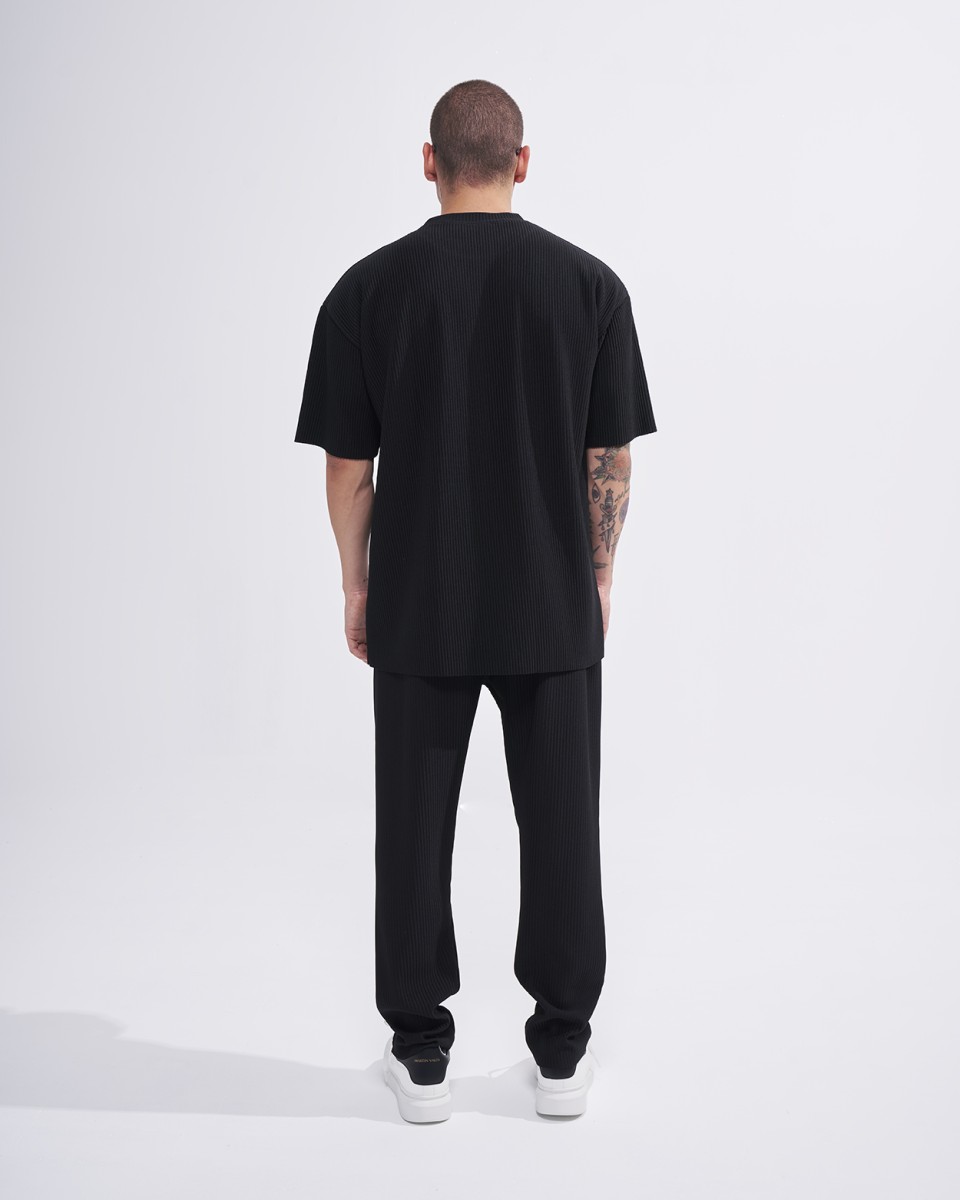 Мужской рубашечный костюм с футболкой и брюками в черном | Martin Valen