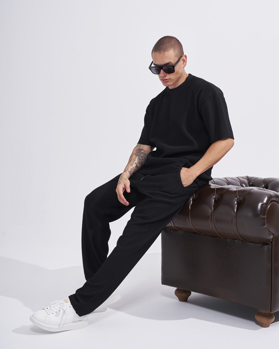 Мужской рубашечный костюм с футболкой и брюками в черном | Martin Valen