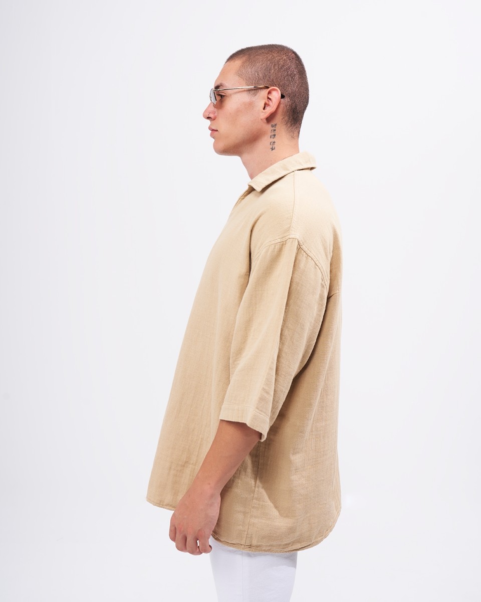 Мужская широкая льняная рубашка с V-образным вырезом в бежевом | Martin Valen