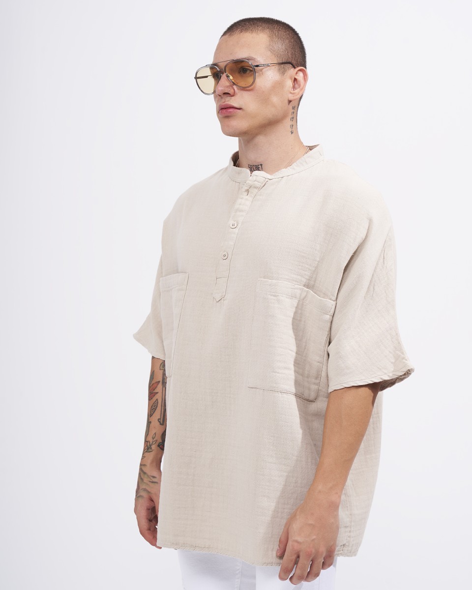Camisa Oversize de Lino con Cuello Mandarin y Medio Botón para Hombres en Beige | Martin Valen