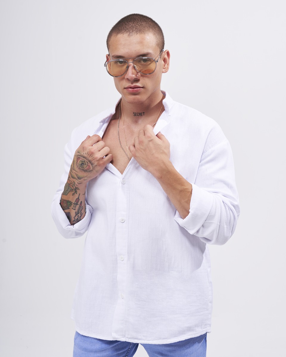 Мужская оверсайз рубашка из льна с мандариновым воротником в белом | Martin Valen