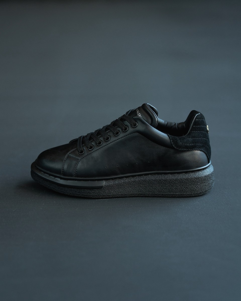 V-Harmony Zapatos para Hombres en Negro Completo con Tirador de Talón en Ante | Martin Valen