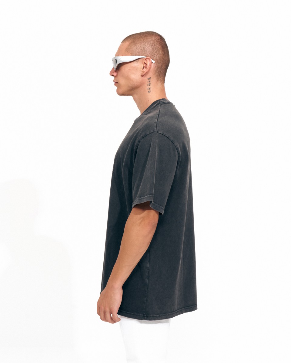 ‘’Michelangelo’’ Camiseta Vintage Bordada Oversize para Hombres en Negro | Martin Valen