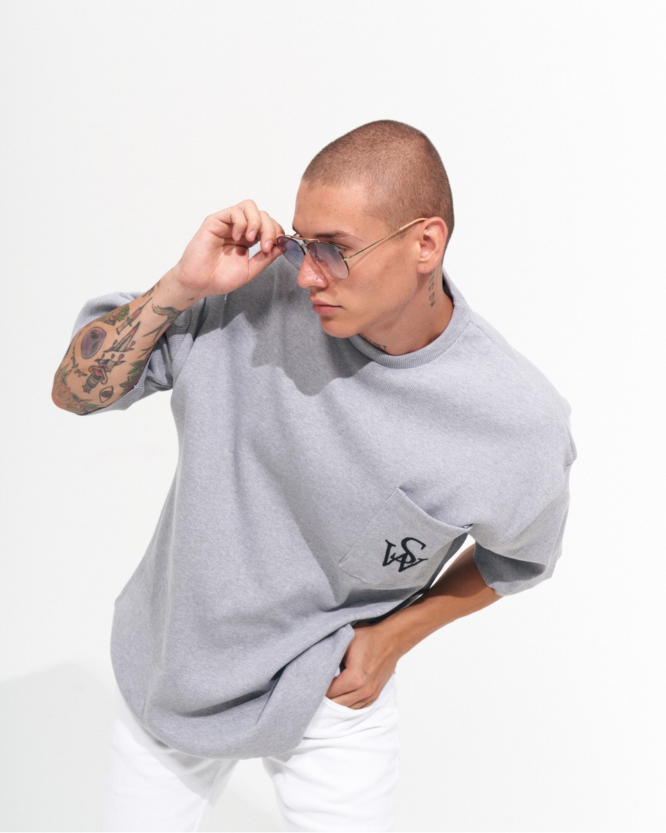 Camiseta Oversize Cinza para Homens em Tecido Grosso tipo Camisola - Gray