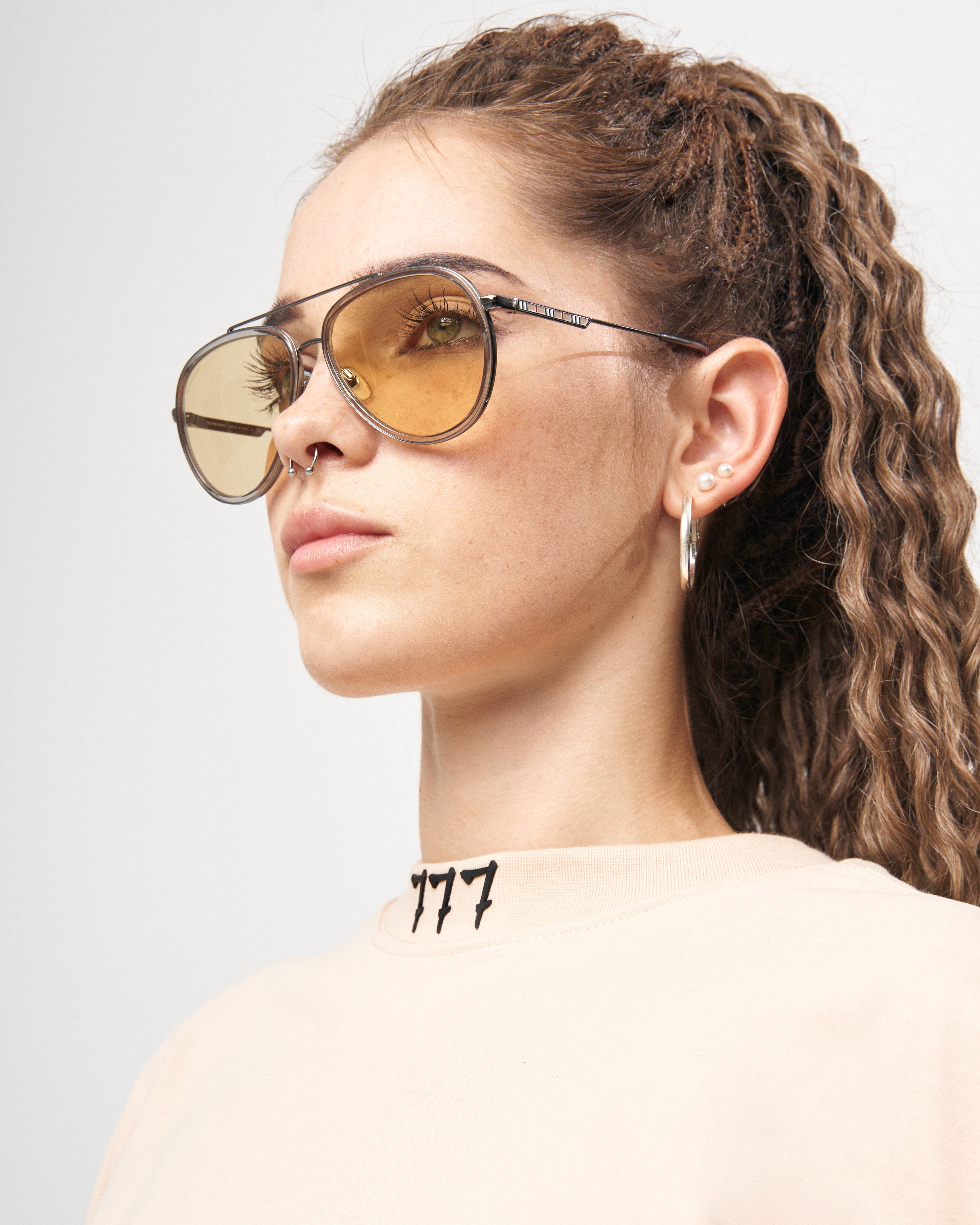 ‘777’ 3D Baskılı Kadın Bej Basic Oversized Tişört