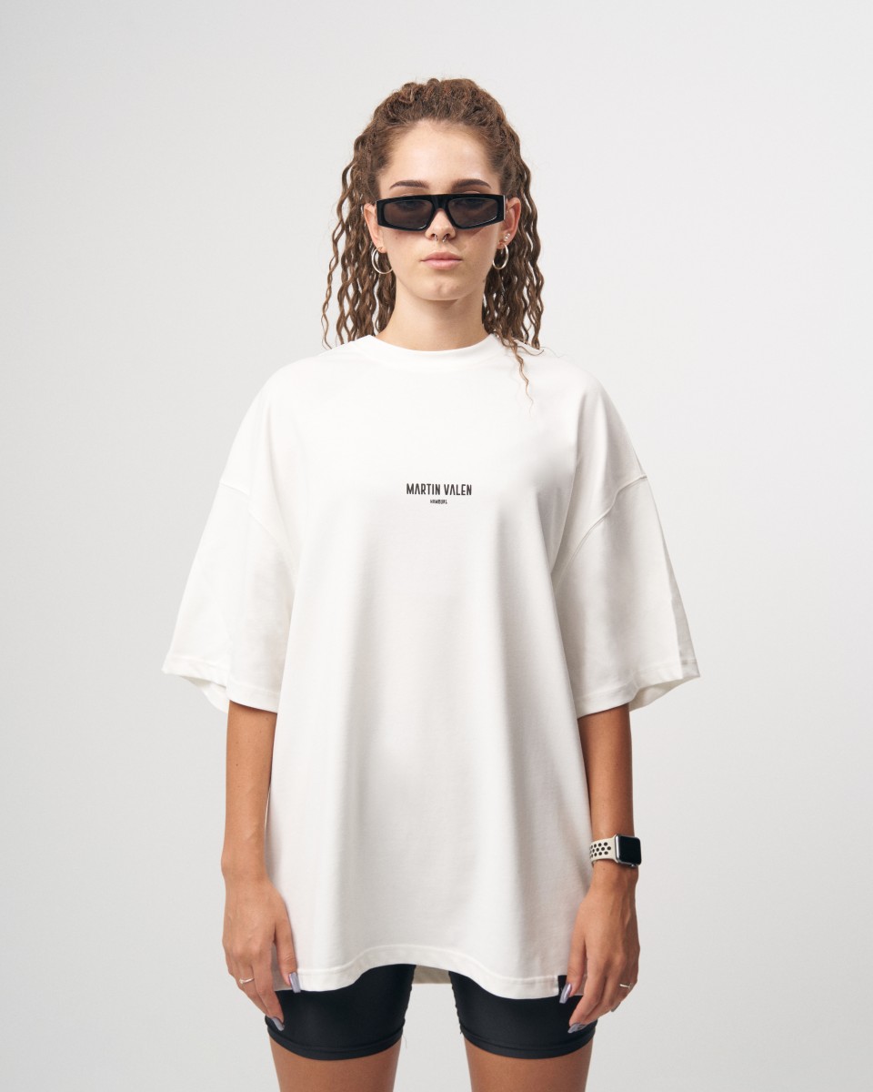 "Slogan" T-Shirt Designer Oversize da Donna con Dettaglio di Stampa | Martin Valen