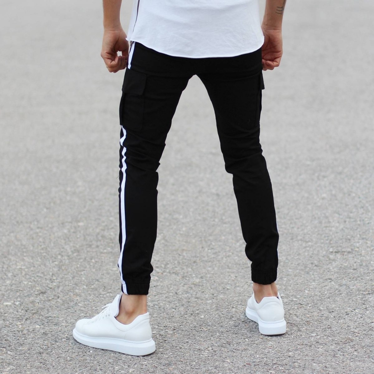 Black Pants With Large Pockets and Side-Stripes