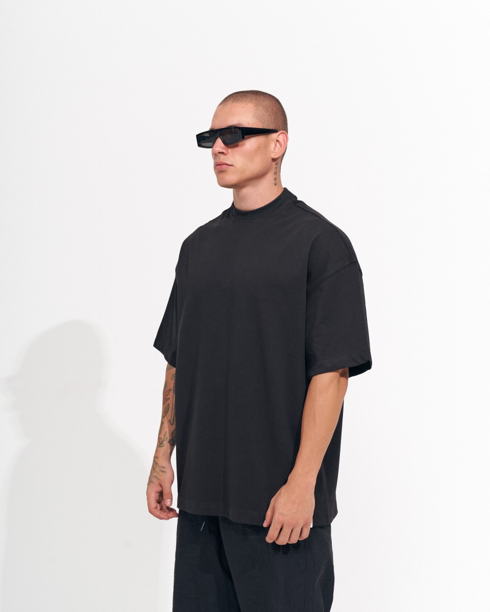 Men's Oversize Back Screen Printed Black T-Shirt | Martin Valen