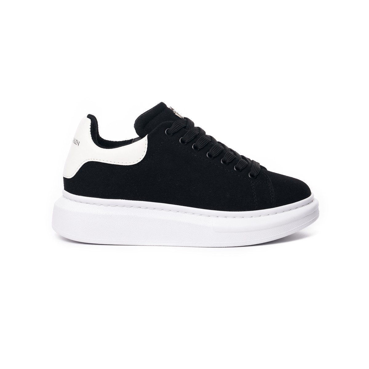 Women’s Chunky Suede Sneakers with Crown in Black and White | Martin Valen