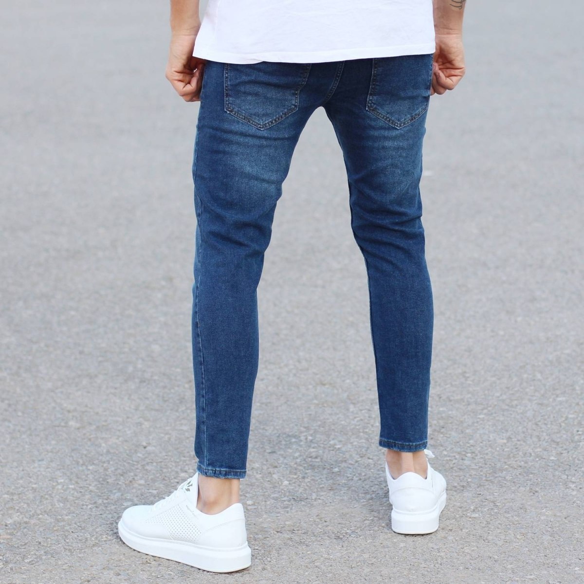 Herren Regular-Fit Jeans in dunkelblau - 2