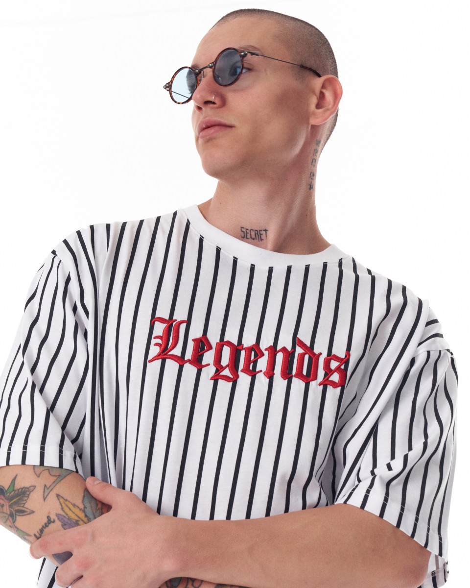 Camiseta masculina com apliques de detalhe de linha bordada camiseta branca grande | Martin Valen
